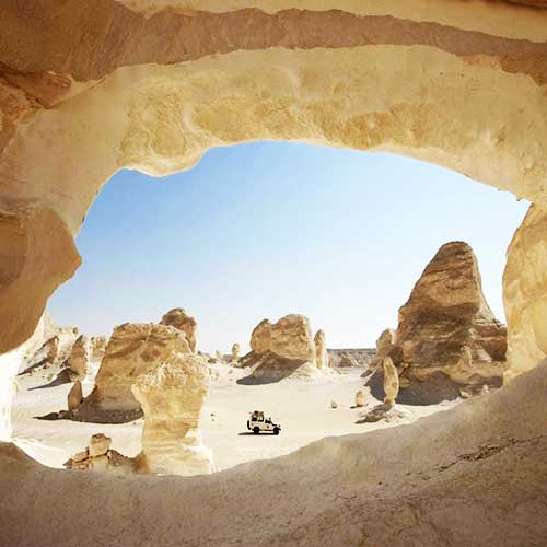 travel-egypt-tours-White-desert-Bahariya-Oasis